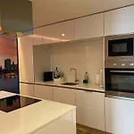 Lisbon South Bay Modern With River View *