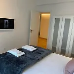 Lisbon South Bay Modern With River View *