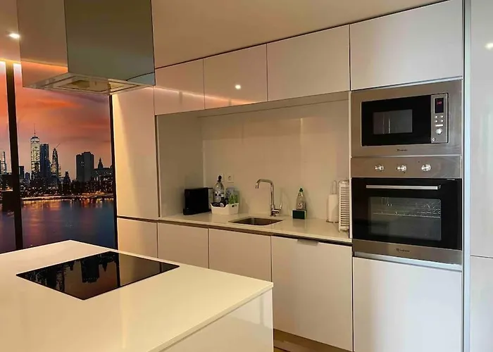 Lisbon South Bay Modern With River View *