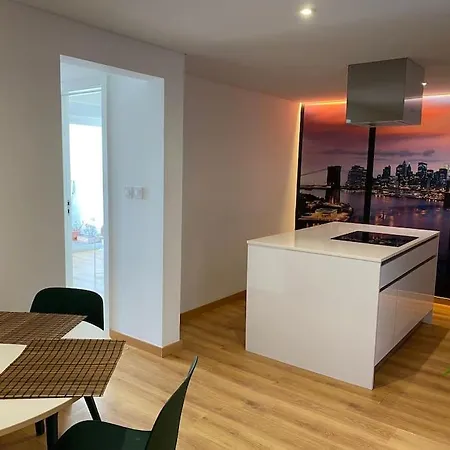 Apartment Lisbon South Bay Modern With River View