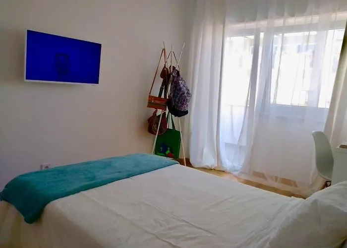 Lisbon South Bay Modern With River View Appartement