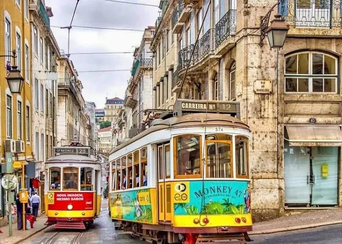 Lisbon South Bay Modern With River View Appartement